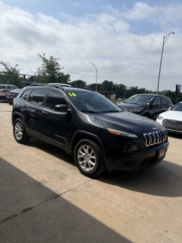 2016 Jeep Cherokee Sport