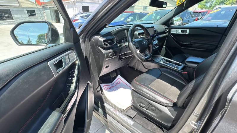 2023 Ford Explorer ST-Line
