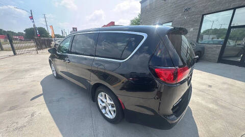 2018 Chrysler Pacifica Touring Plus