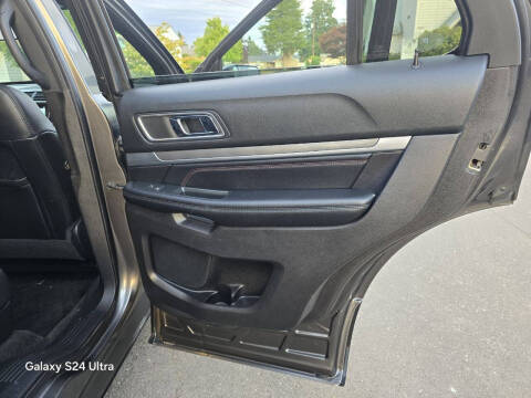 2017 Ford Explorer Sport