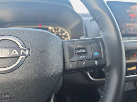 2025 Nissan Rogue SV