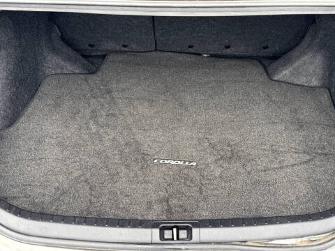 2014 Toyota Corolla LE Plus