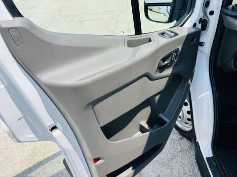 2022 Ford Transit 350 HD