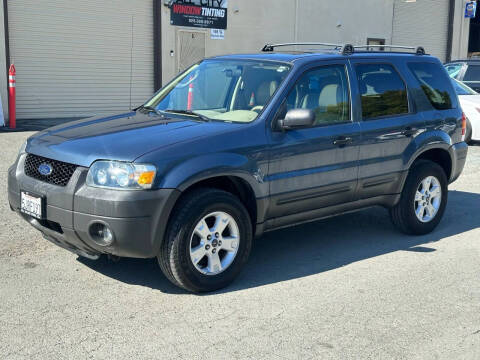 2005 Ford Escape XLT