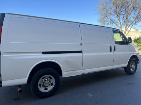 2014 Chevrolet Express 2500