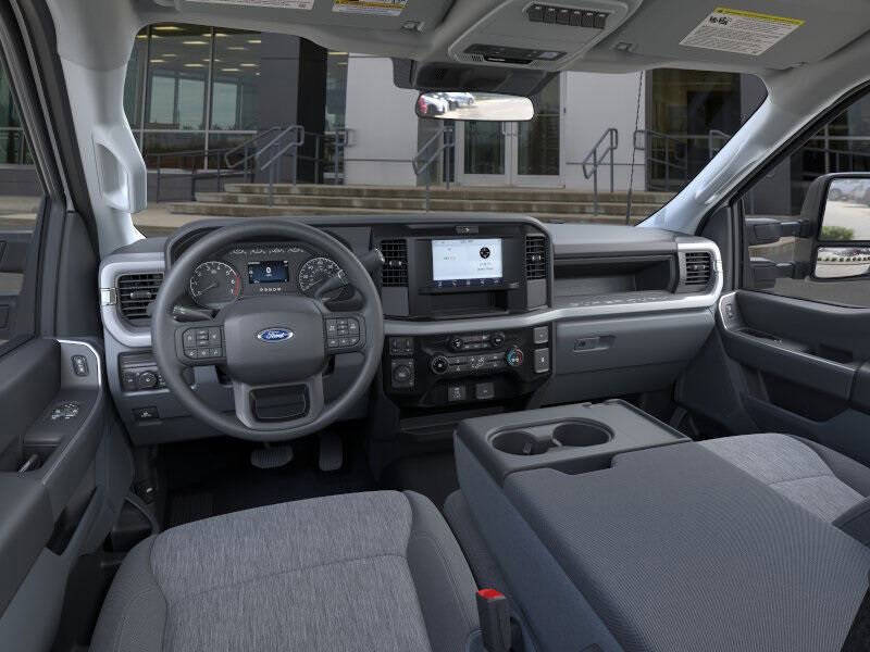 2025 Ford F-250 Super Duty XLT