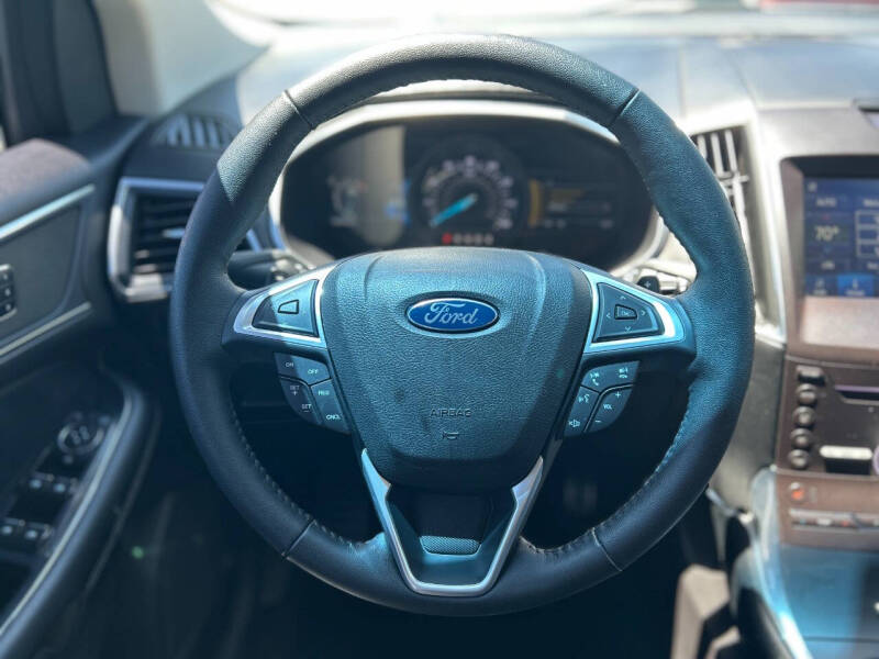 2017 Ford Edge Sport