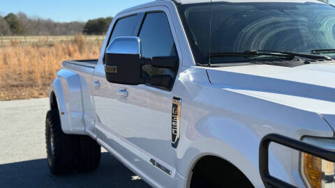 2017 Ford F-350 Super Duty Lariat