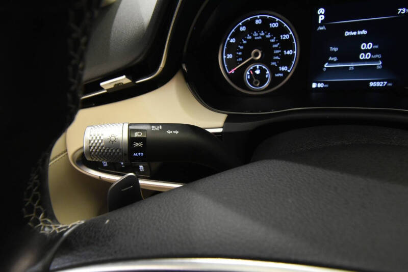 2022 Genesis GV70 2.5T Standard