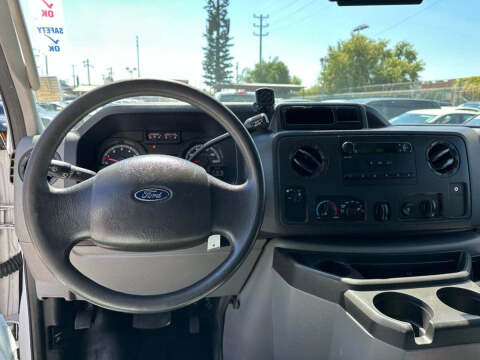 2013 Ford E-Series E-150