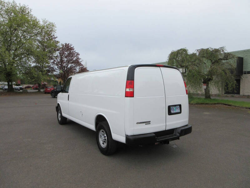 2016 Chevrolet Express 3500