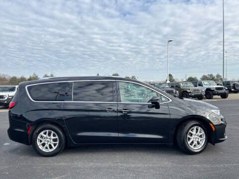 2021 Chrysler Pacifica Touring L
