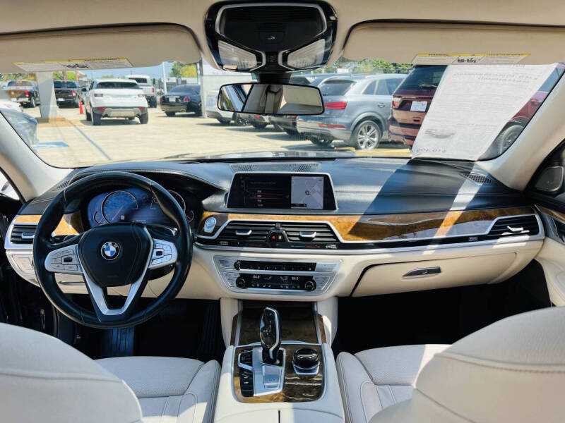 2016 BMW 7 Series 740i