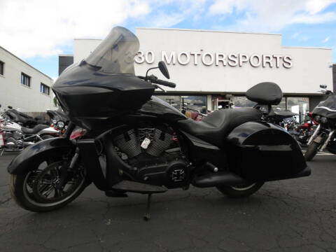 2014 Victory Cross Country 8-Ball