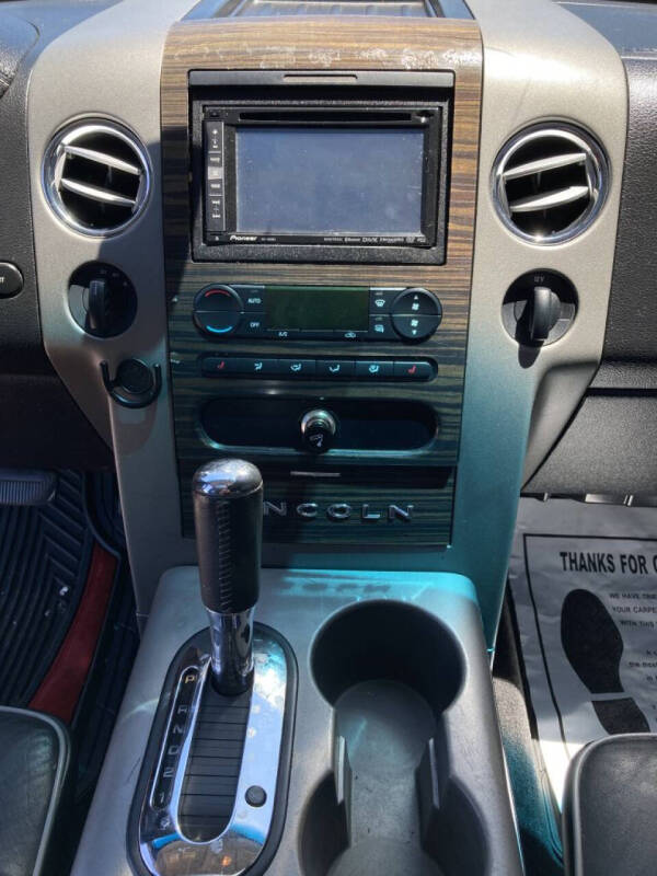2007 Lincoln Mark LT