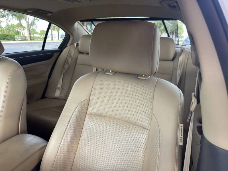 2014 Hyundai Genesis 5.0L R-Spec