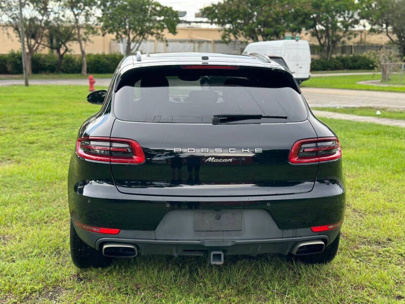 2017 Porsche Macan S
