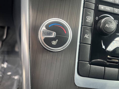 2016 Volvo XC60 T5 Premier