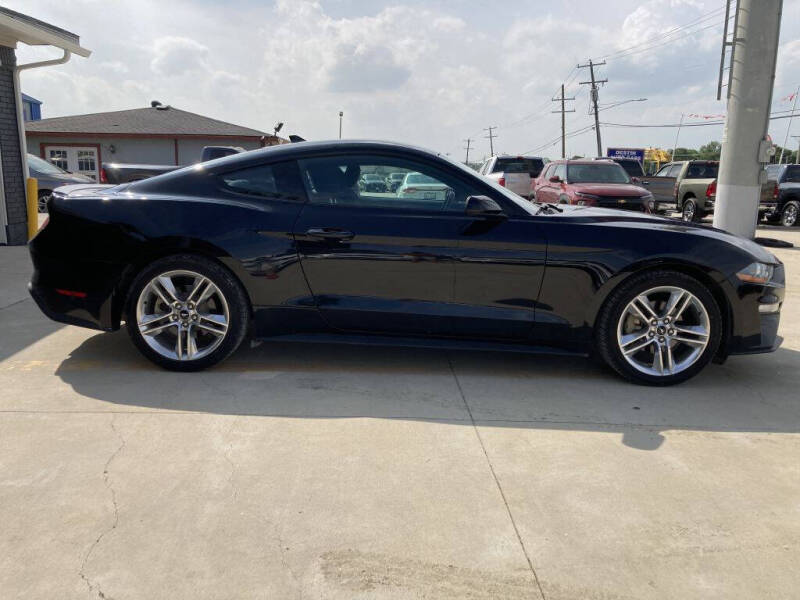 2020 Ford Mustang EcoBoost