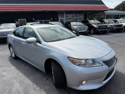 2013 Lexus ES 300h