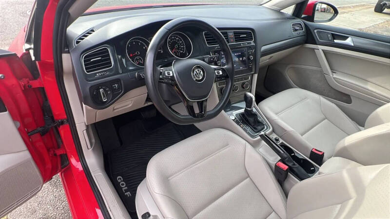 2019 Volkswagen Golf