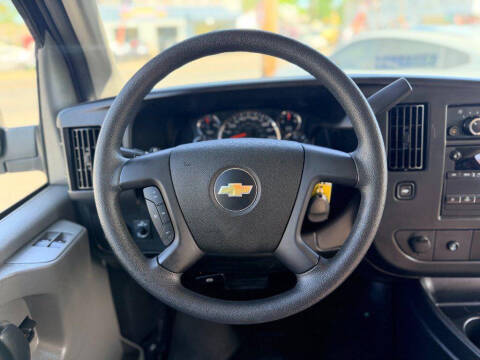 2015 Chevrolet Express LT 3500