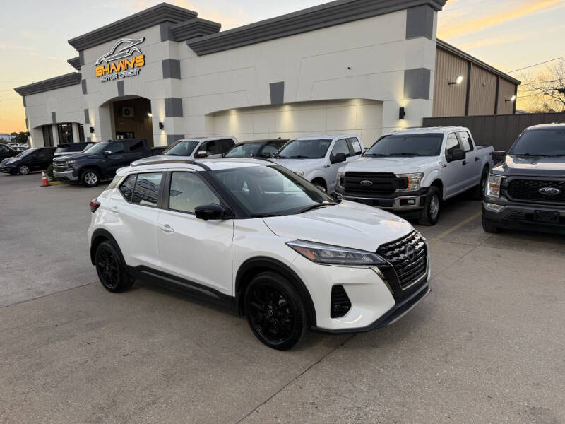 2022 Nissan Kicks SR