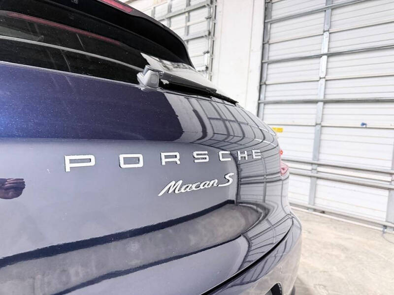 2018 Porsche Macan S