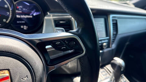2015 Porsche Macan Turbo