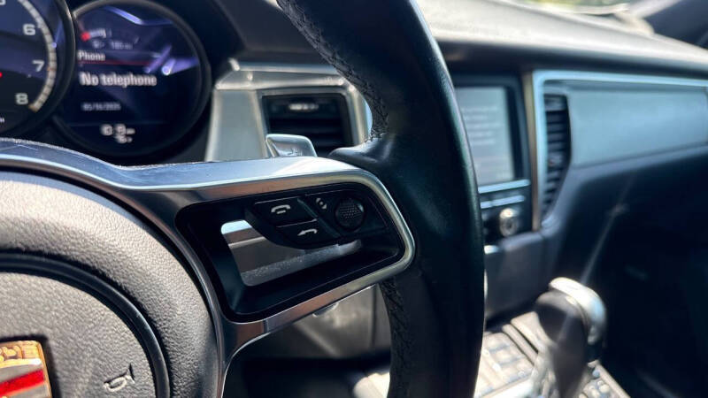 2015 Porsche Macan Turbo