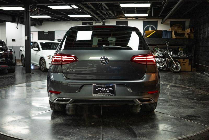 2020 Volkswagen Golf TSI