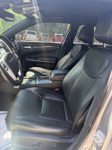 2013 Chrysler 300 C