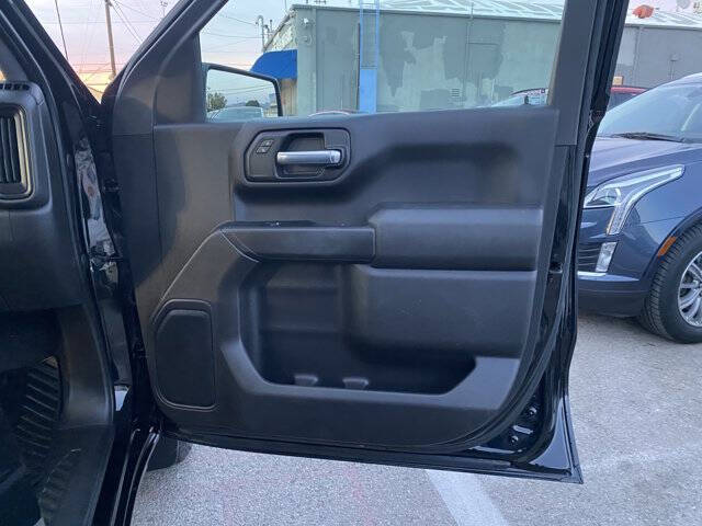 2022 Chevrolet Silverado 1500 Custom