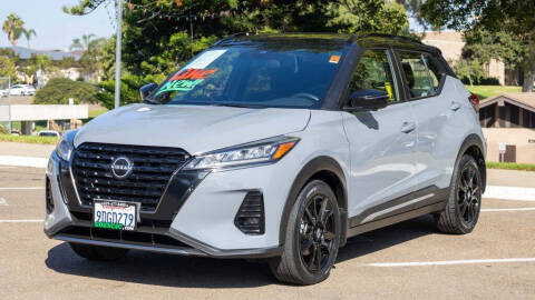 2023 Nissan Kicks SR