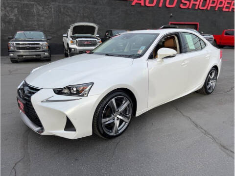 2017 Lexus IS 200t