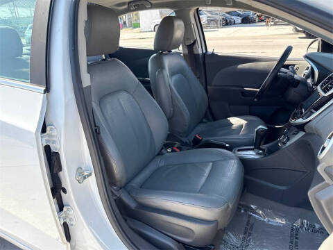 2017 Chevrolet Sonic Premier Auto