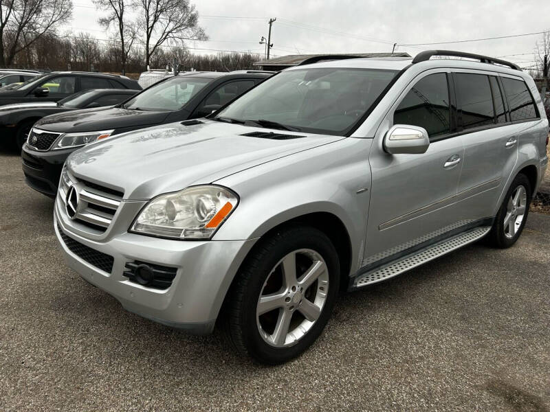 2009 Mercedes-Benz GL-Class for sale at CHUCKS AUTO SERVICE LLC in Sturgis MI