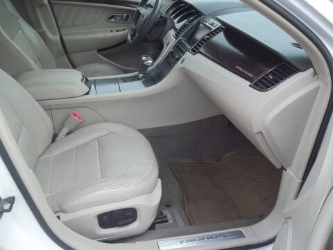 2010 Ford Taurus Limited
