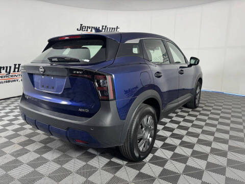 2025 Nissan Kicks S