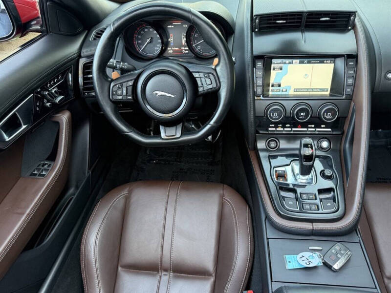 2015 Jaguar F-TYPE V8 S