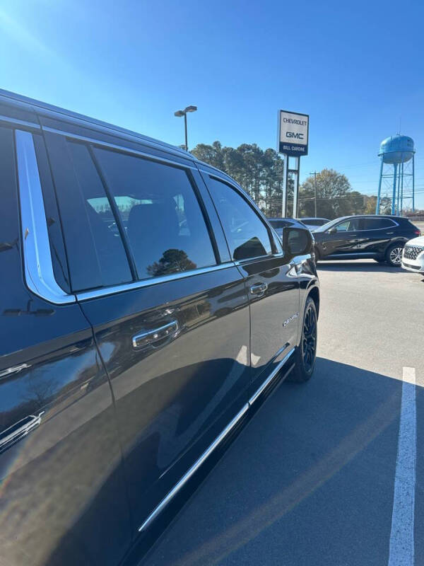 2023 GMC Yukon XL AT4