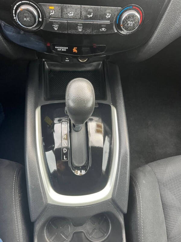 2016 Nissan Rogue SL