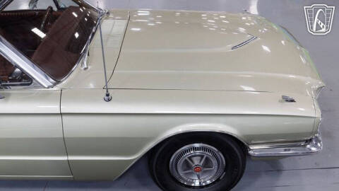 1966 Ford Thunderbird