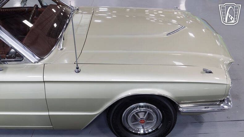 1966 Ford Thunderbird