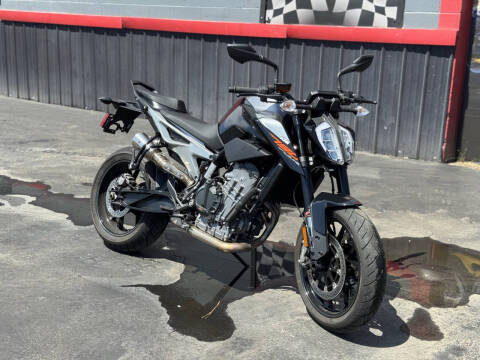 2019 KTM 790 Duke