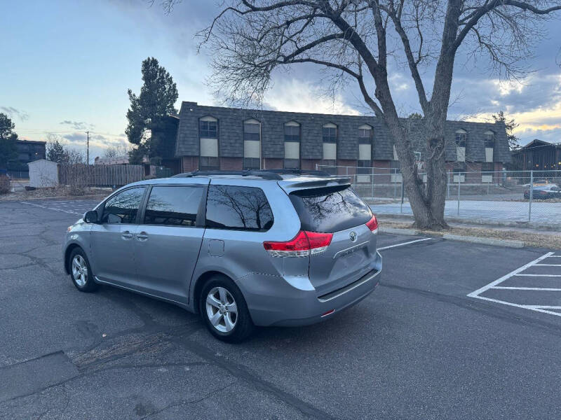 Image 5 of 2011 Toyota Sienna LE 7-Passenger Auto Access Seat
