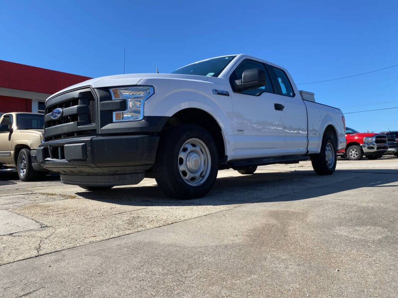 2015 Ford F-150 XL's photo