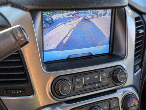 2017 Chevrolet Suburban LT