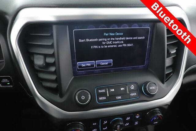 2017 GMC Acadia SLT-1