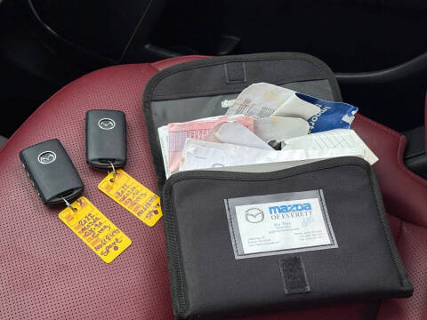 2022 Mazda CX-9 Carbon Edition